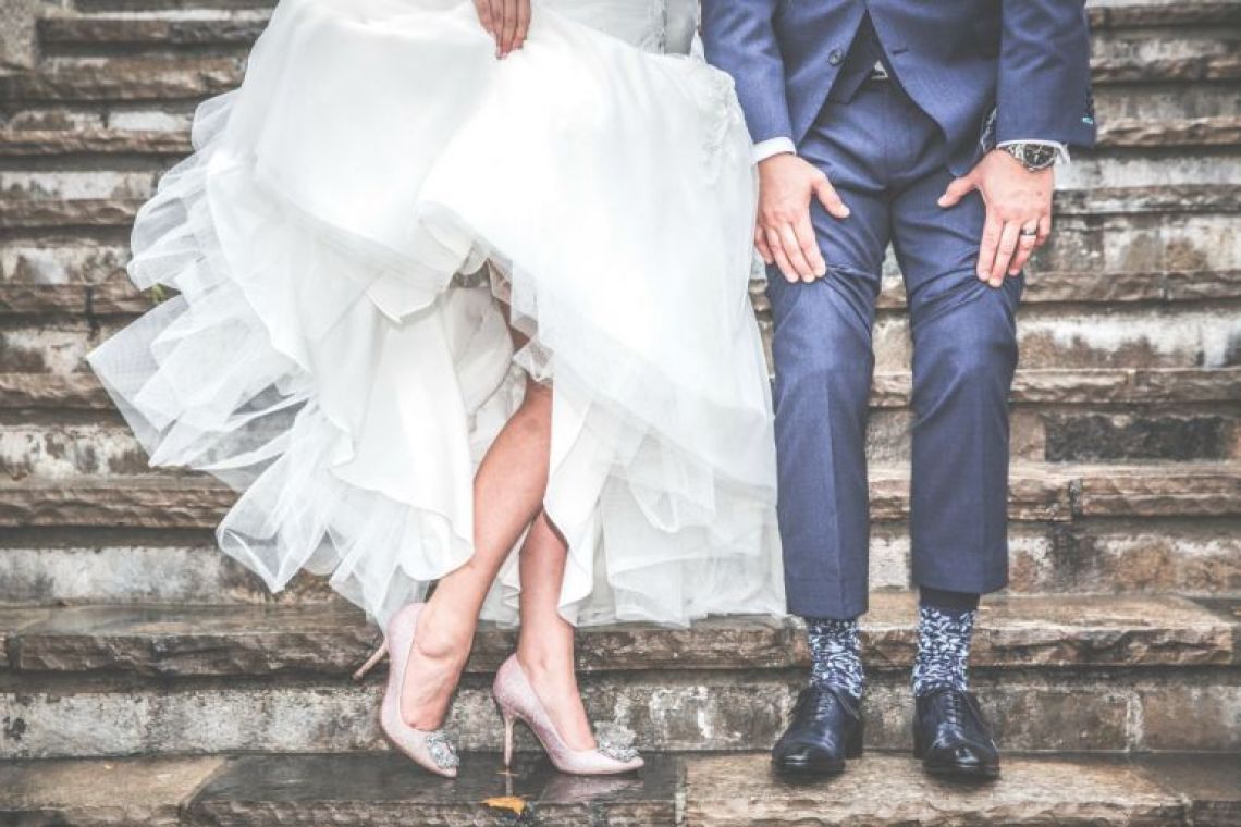 Girls like boys who wear “shoes”…