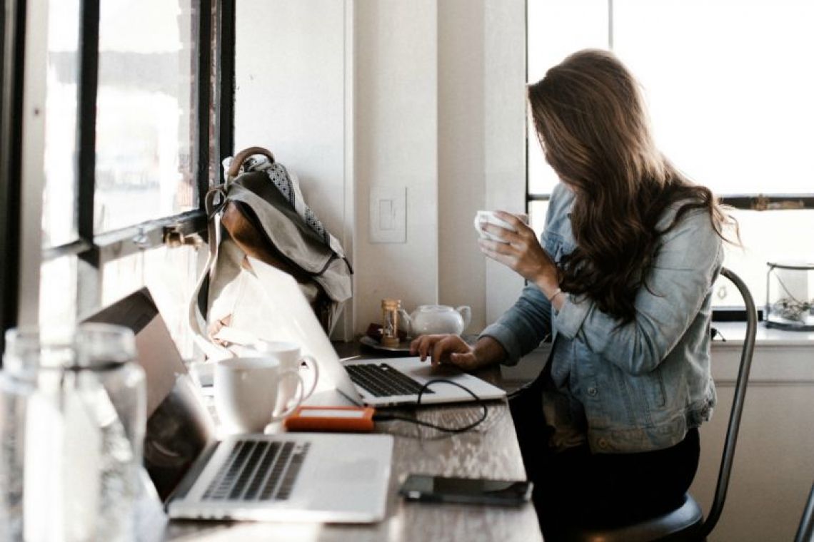 How does social media affect our daily life?